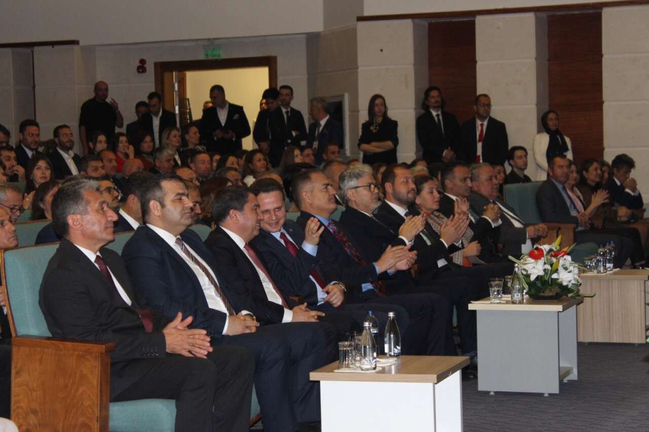 “Muğla Öğretmen Akademileri ‘Şehir ve Eğitim’ Programına Bakan Yardımcısı Yelkenci Katıldı 12